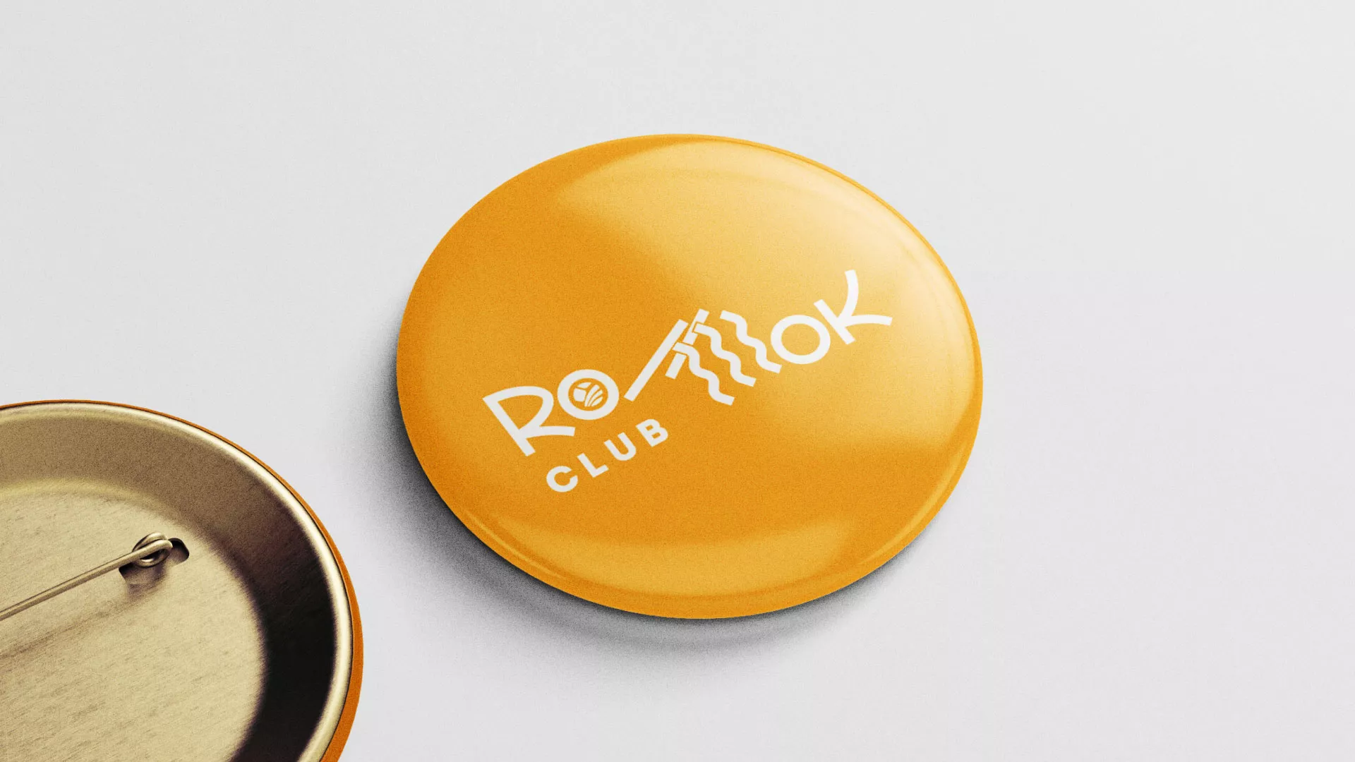 Создание логотипа суши-бара «Roll Wok Club» в Порхове